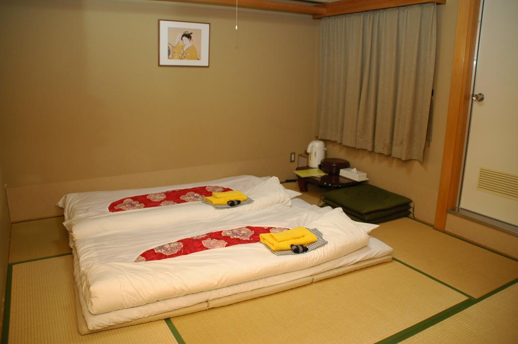 Hotel Los Inn Kochi Стая снимка