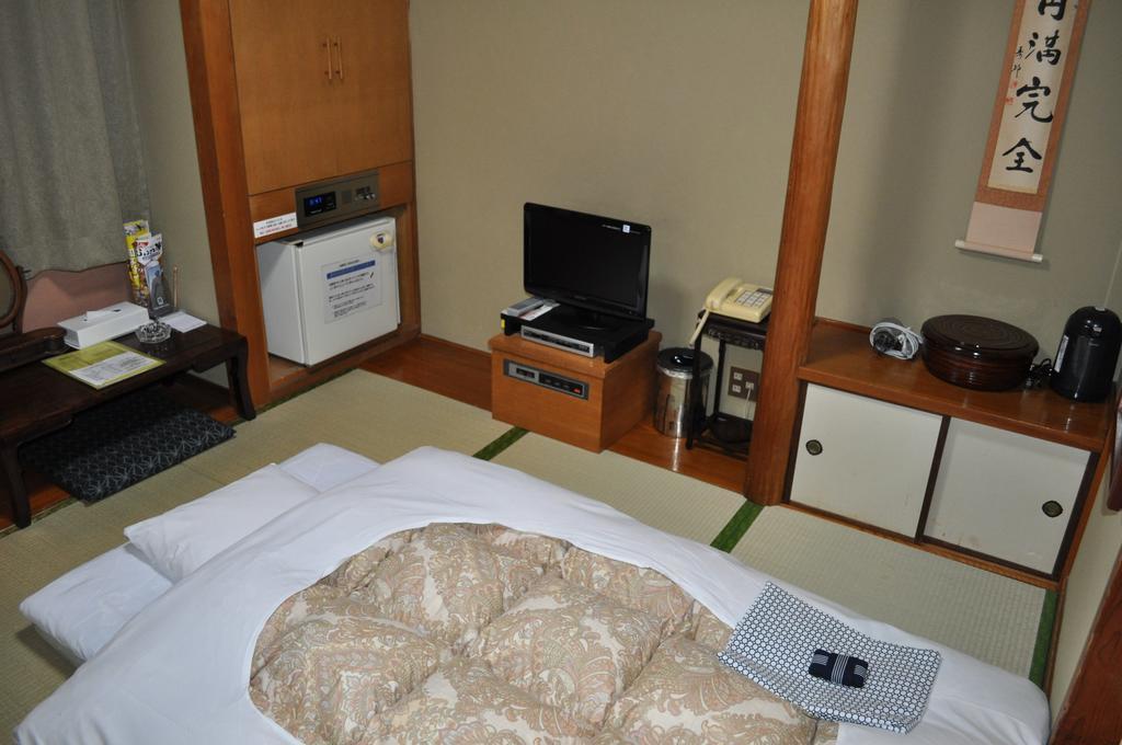 Hotel Los Inn Kochi Стая снимка