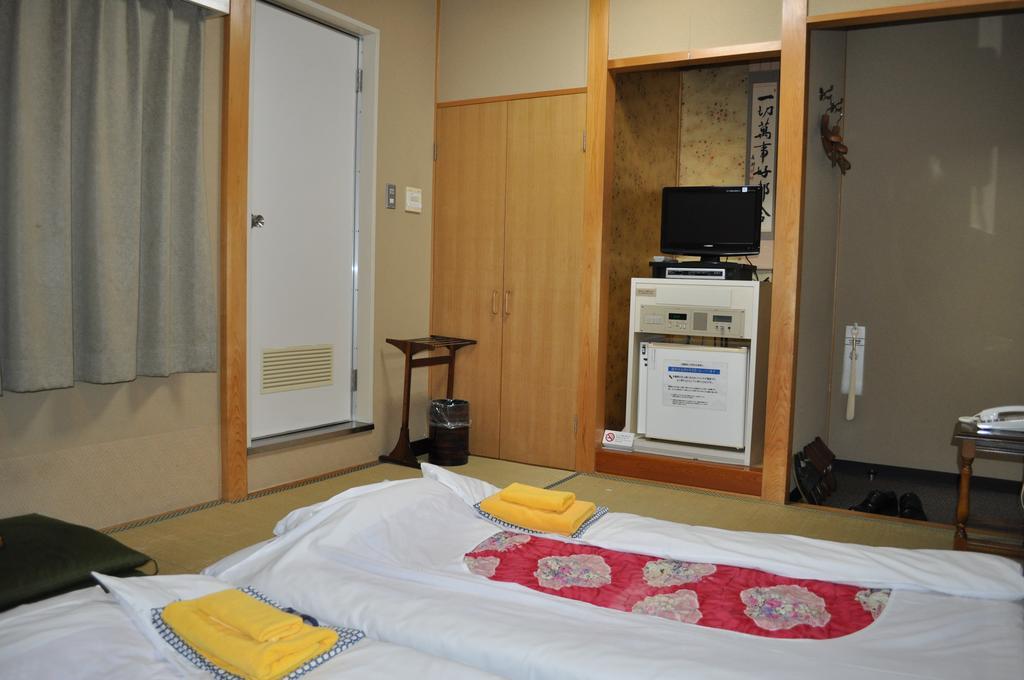 Hotel Los Inn Kochi Стая снимка
