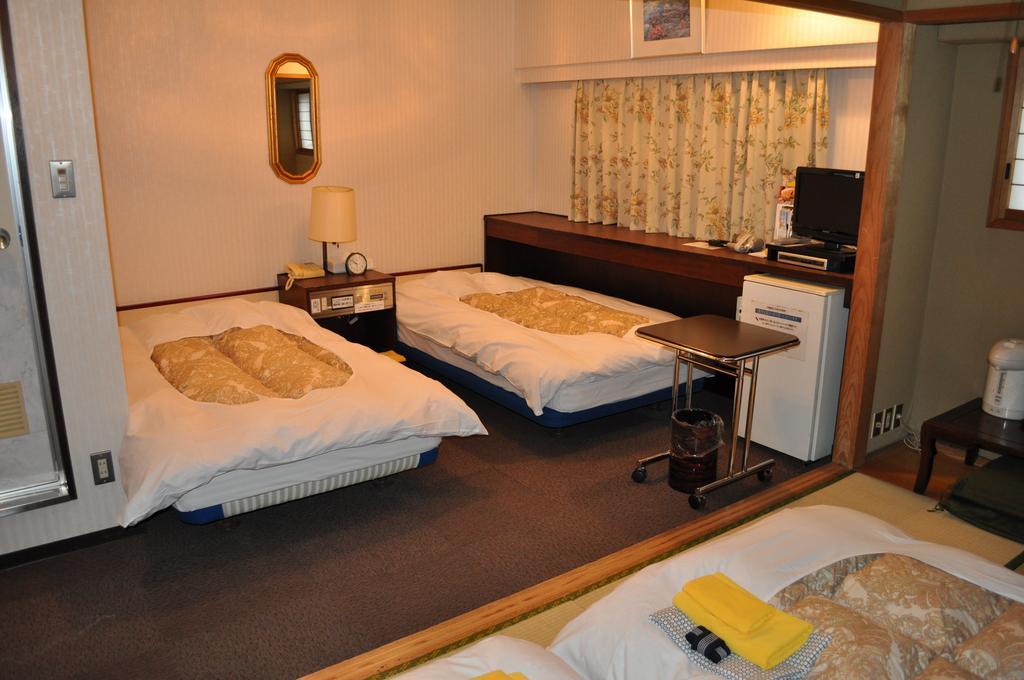 Hotel Los Inn Kochi Екстериор снимка