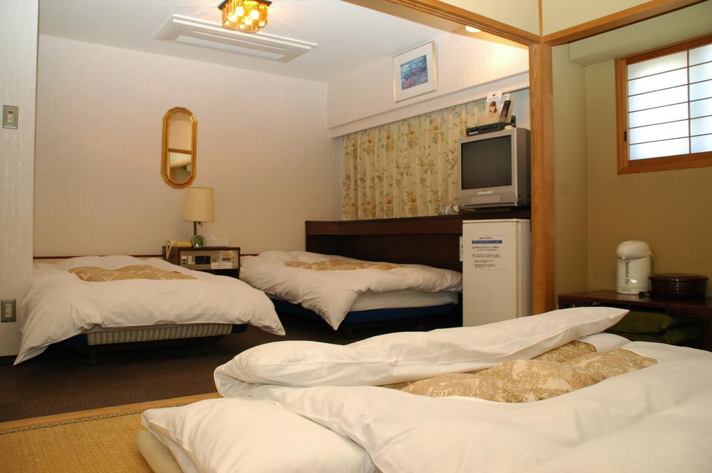 Hotel Los Inn Kochi Екстериор снимка