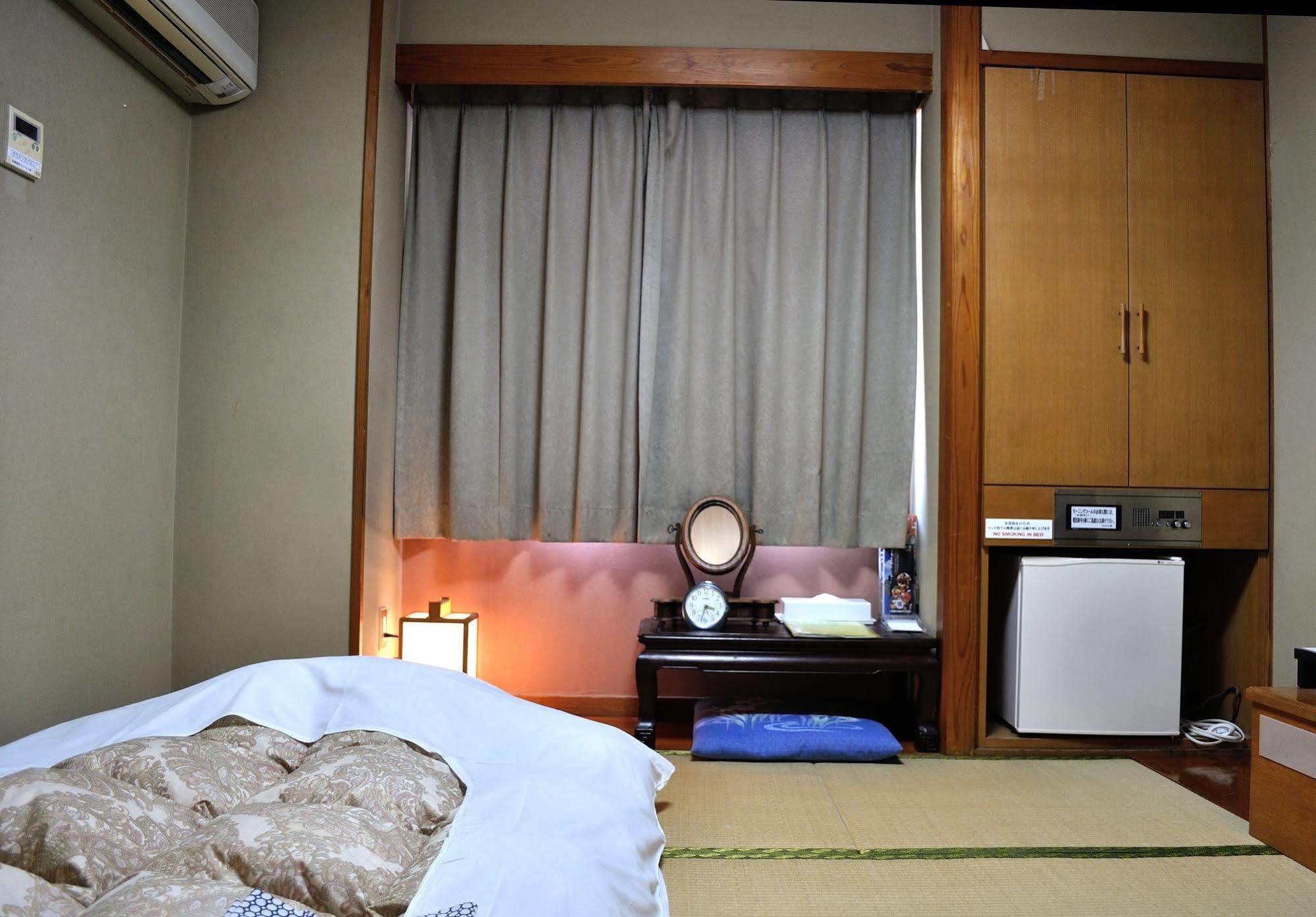 Hotel Los Inn Kochi Екстериор снимка